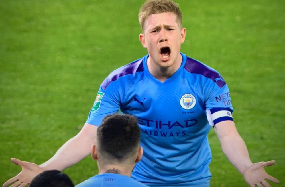 基米希打入生涯首粒欧冠乌龙，拜仁上次欧冠乌龙由阿拉巴打入（基米希生涯首个欧冠乌龙诞生，拜仁上一次欧冠乌龙由阿拉巴打进）