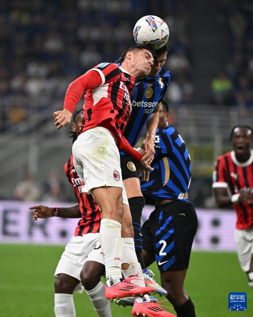 足球曼城豪取八连胜，瓜帅怒赞全队发挥完美（曼城豪夺八连胜，瓜迪奥拉盛赞全队表现无懈可击）