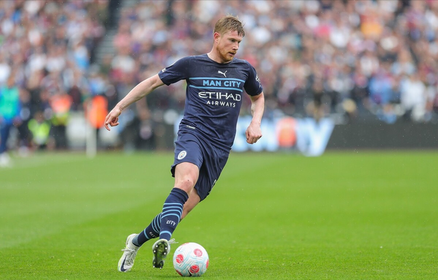 布达佩斯Major：大超发挥出色，绿龙13-5FaZe两战全胜（布达佩斯Major：大超神勇，绿龙13-5击败FaZe豪取两连胜）