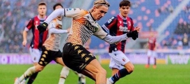 下半场继续委以重任！斯普利特针对指导杨瀚森（下半场仍扛重担！斯普利特对杨瀚森进行针对性指导）