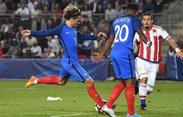 意媒：罗马赴英格兰进行集训，将在英格兰队训练基地进行训练（意媒：罗马将赴英格兰拉练，预计在英格兰队训练基地备训）