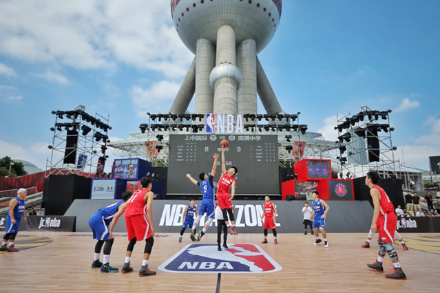 F1卡塔尔冲刺赛：皮亚斯特里夺冠！诺里斯第3，维斯塔潘第4（F1卡塔尔冲刺赛：皮亚斯特里称雄，诺里斯第三，维斯塔潘第四）