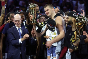 旧将：维尼修斯的表现与他的续约要求不符，多数皇马球员也是如此（前皇马球员：维尼修斯表现配不上续约要价，多数皇马球员也如此）