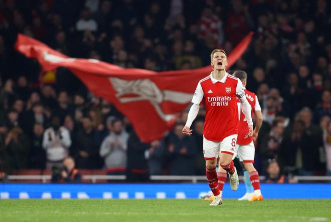 山东泰山主场收官：10胜3平2负，负成都申花，6-0国安&3-1海港（山东泰山主场赛季定格：10胜3平2负，负成都与申花，曾6-0大胜国安、3-1击退海港）